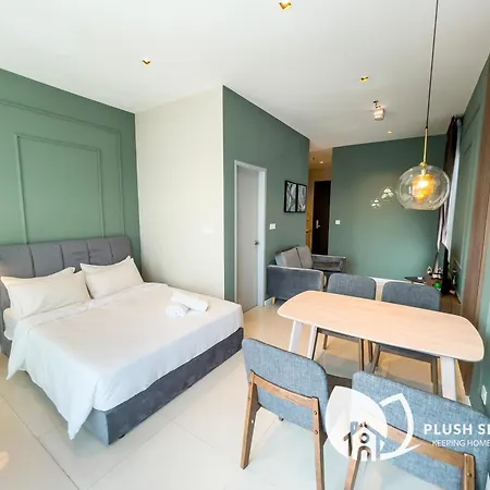 Highpark Suites At Petaling Jaya, Kelana Jaya By Plush Room photo