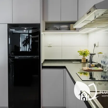 Highpark Suites At Petaling Jaya, Kelana Jaya By Plush Exterior photo