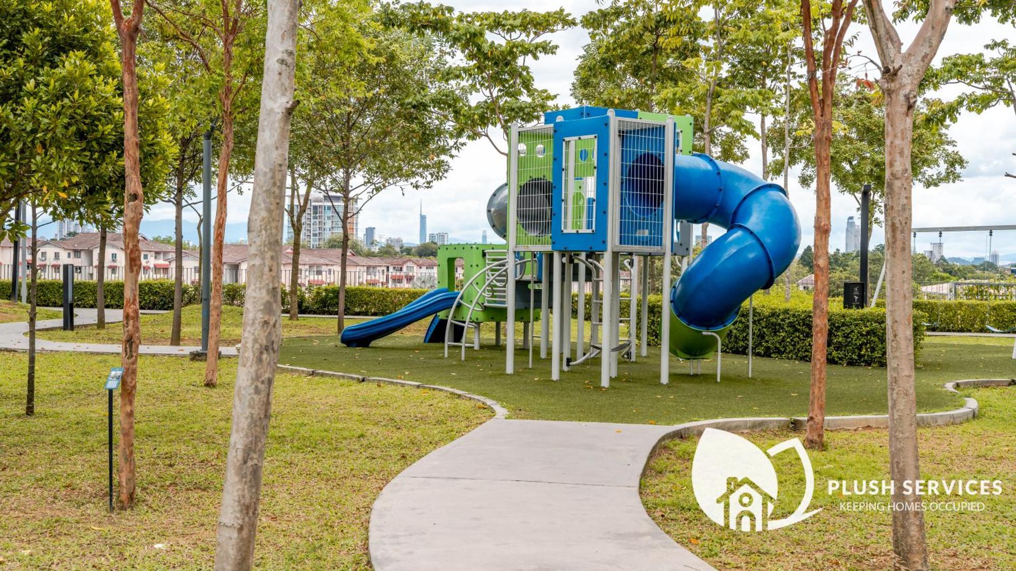 Highpark At Petaling Jaya, Kelana Jaya By Plush * Petaling Jaya